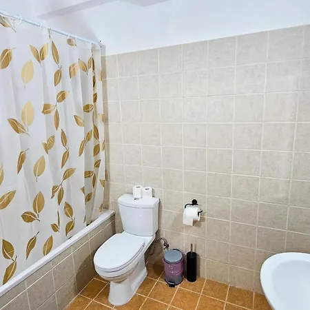 Sky Way Apartment, 150m From Chabad Lubavitch Lejlighed