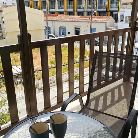 Lejlighed Sky Way Apartment, 150m From Chabad Lubavitch